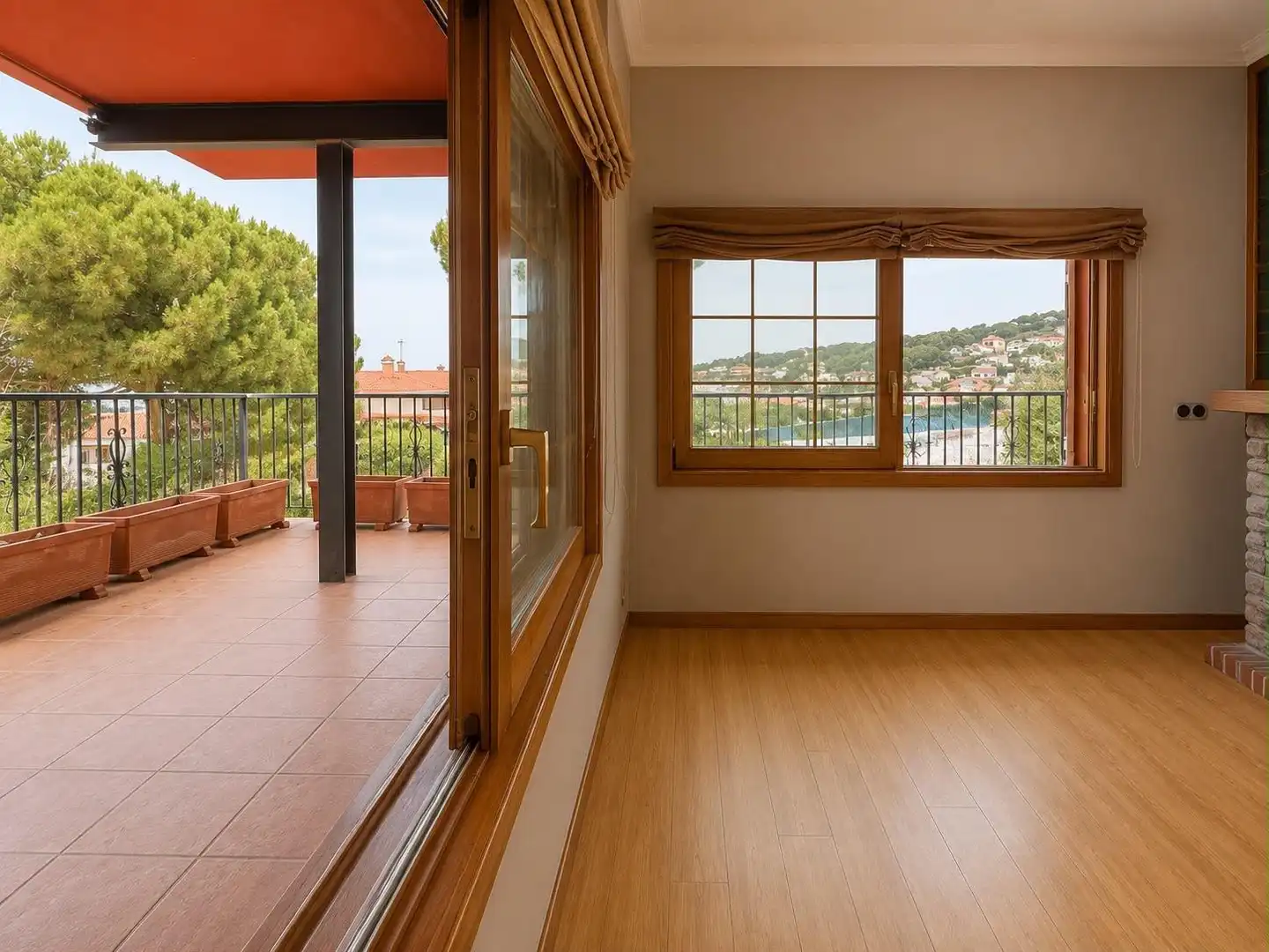 Terraza de Casa o chalet en venta en Sant Fost de Campsentelles con Aire acondicionado, Calefacción y Jardín privado