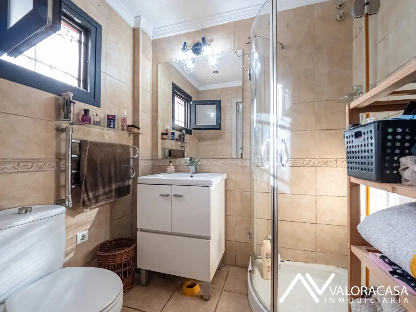 Bathroom of Houses for sale in Coín  with Air Conditioner, Private garden and Terrace