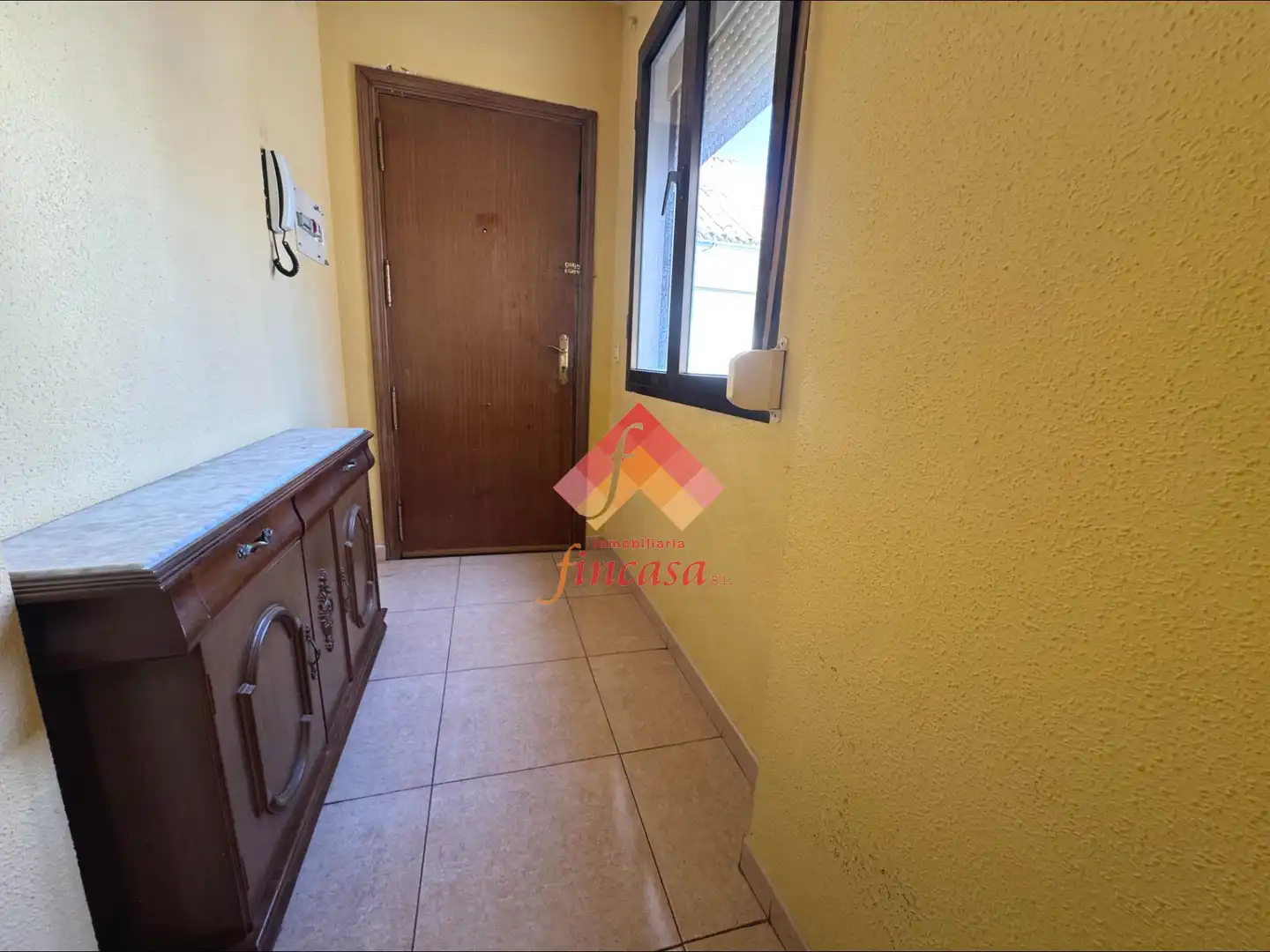 Piso en venta en Ronda con Calefacción, Amueblado y Balcón