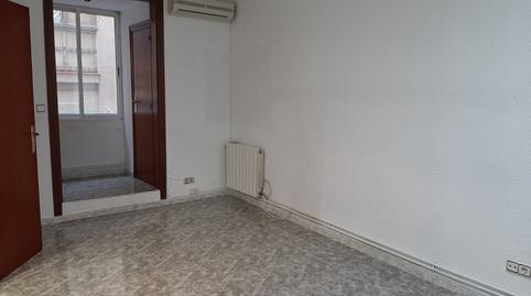 Photo 4 of Flat for sale in Ruiz de Padron, 45, El Camp de l'Arpa del Clot, Barcelona