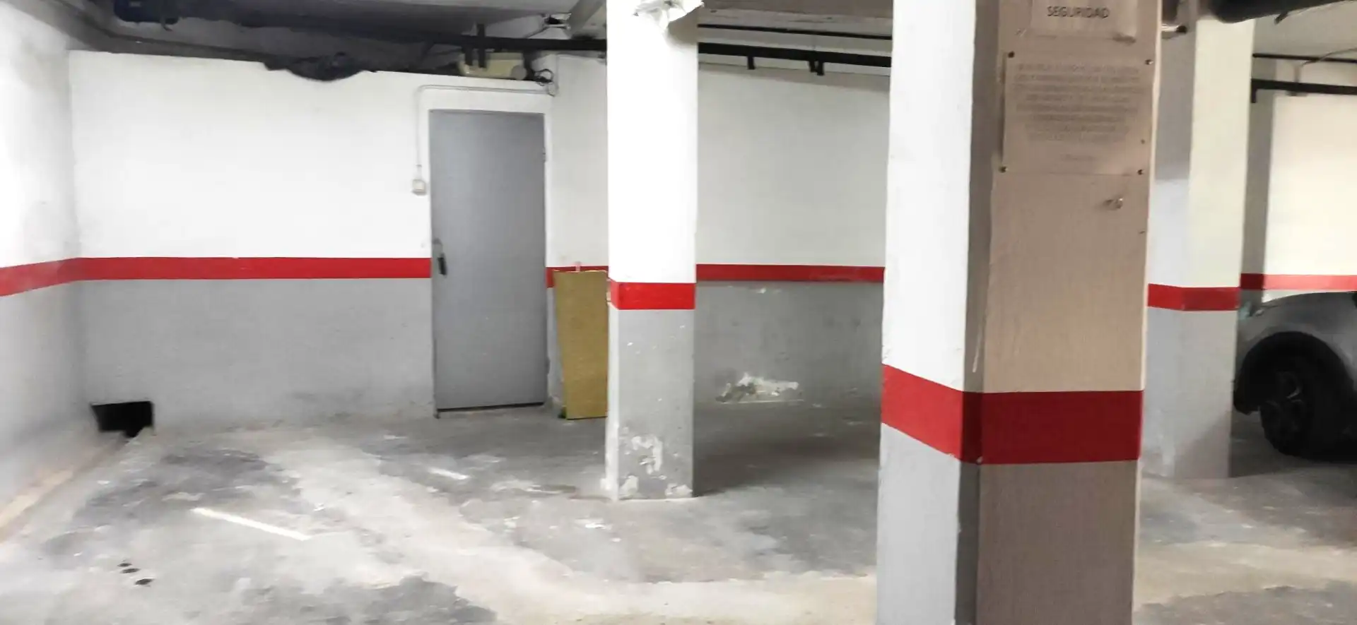 Parking de Local de alquiler en Badalona