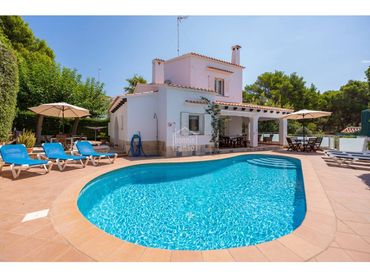 Villa avec piscine à vendre à Punta Grossa