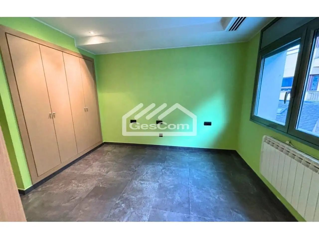 Ático en venta en Escaldes – Engordany con Aire acondicionado, Calefacción y Terraza
