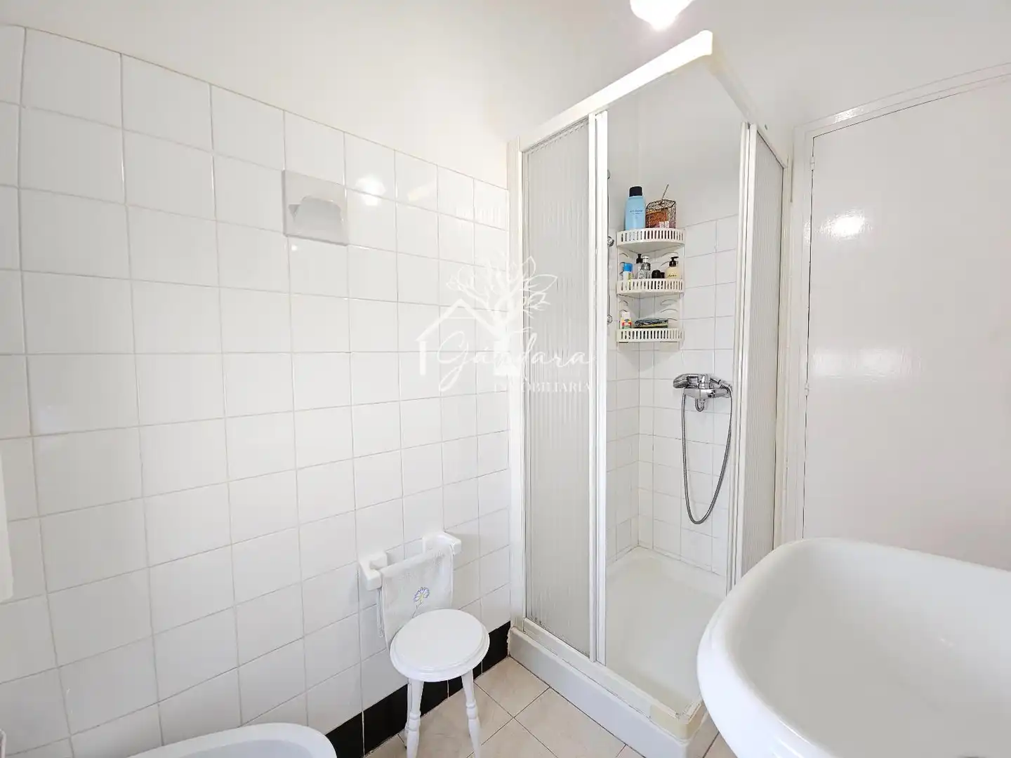 Bathroom of Houses for sale in Narón  with Heating and Furnished