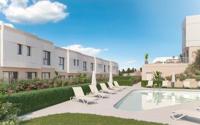 Casa o xalet en venda a Calle Manga, 32, Distrito Zeta - Recinto Ferial Cortijo de Torres