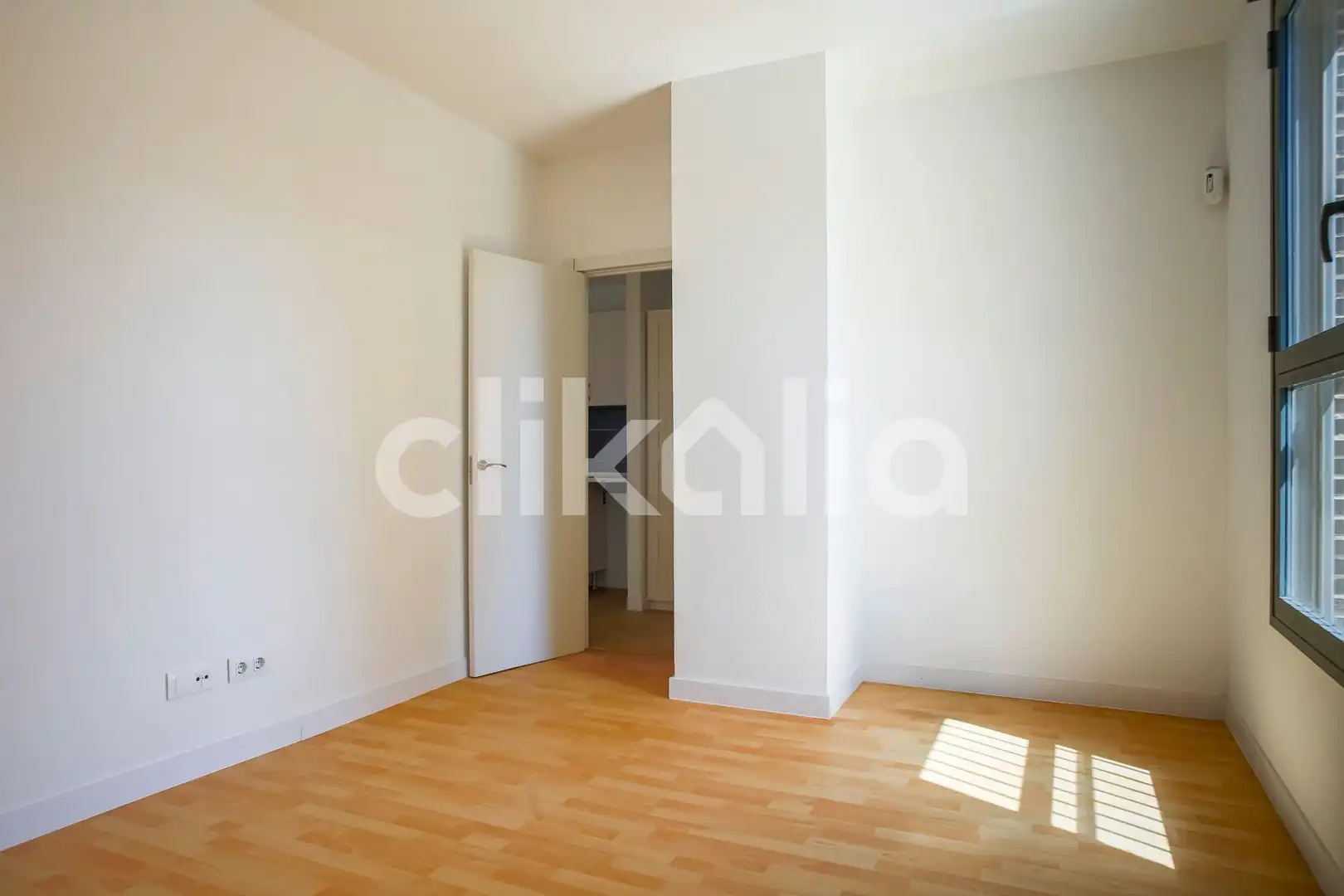 Schlafzimmer von Wohnung zum Verkauf in Tres Cantos mit Heizung, Privatgarten und Terrasse
