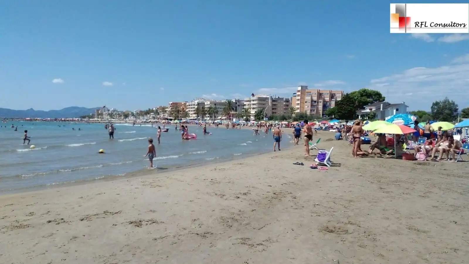 Vista exterior de Àtic de lloguer en Torreblanca amb Terrassa i Moblat