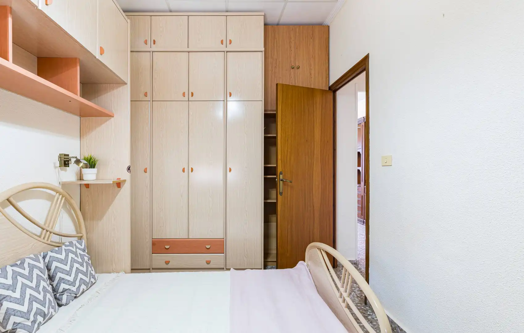 Habitación de Piso en venta en Murcia con Terraza, Amueblado y Balcón