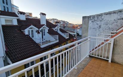 Vista exterior de Àtic en venda en Betanzos amb Terrassa i Balcó