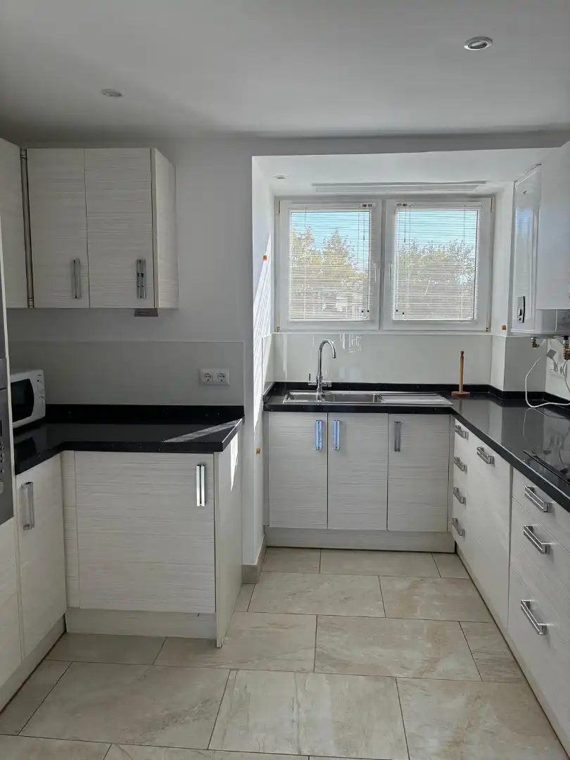 Cocina de Apartamento de alquiler en Jávea / Xàbia con Aire acondicionado, Calefacción y Jardín privado