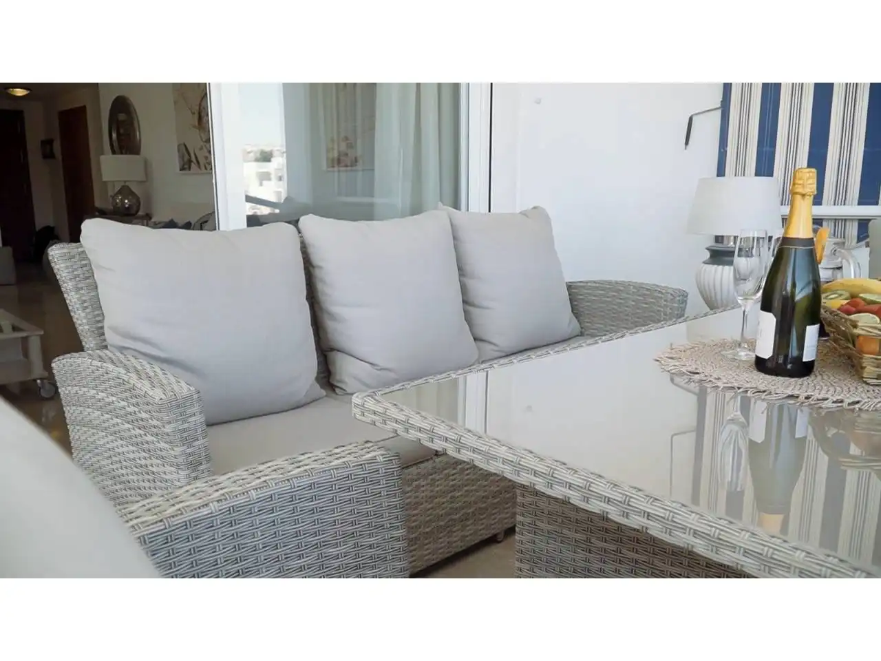 Apartamento con piscina en venta en Avenida Marysol, imagen 11