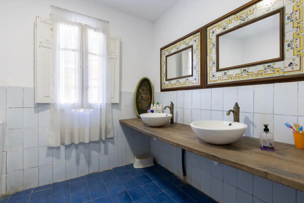 Houses for sale in Carrer ľ Alqueria de les Torres, Park Nord - Casona