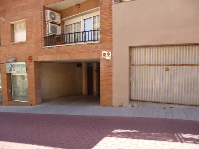 Doble amb ascensor de lloguer a Passatge Serral 14