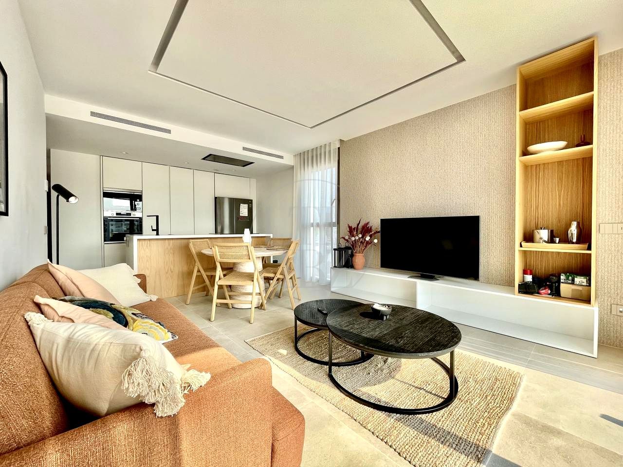Sala d'estar de Pis de lloguer en Eivissa amb Aire condicionat, Terrassa i Moblat