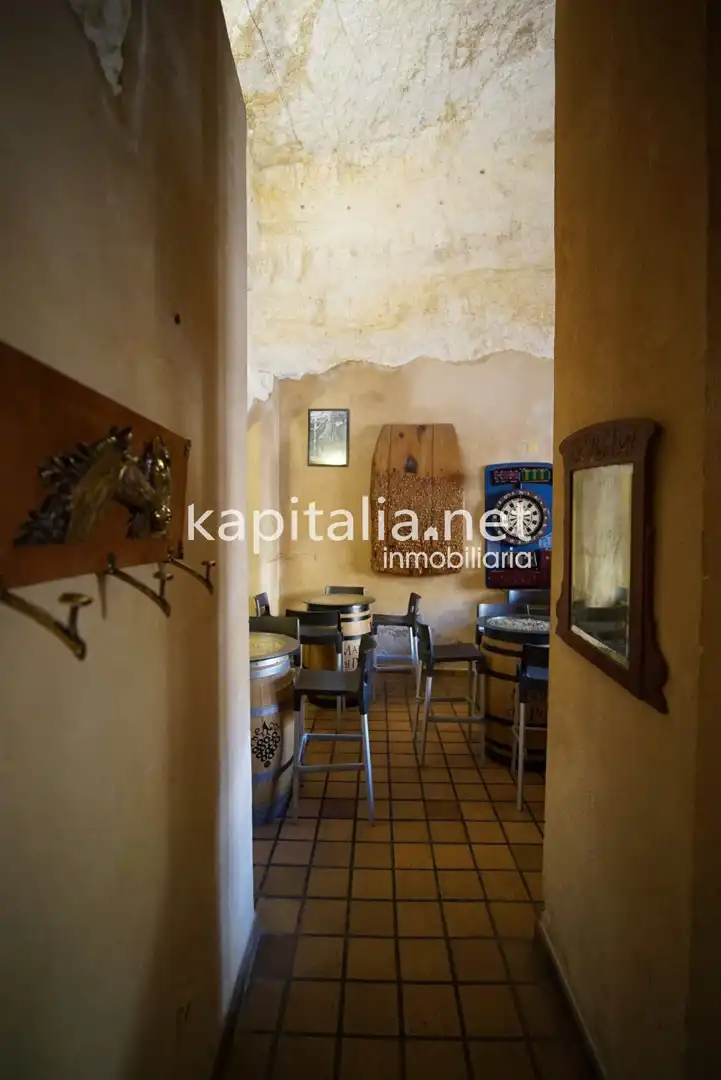 Commercial properties for sale in Bocairent  with Air Conditioner and Furnished