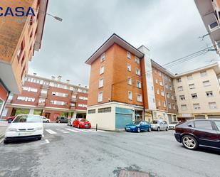 Außenansicht von Wohnung zum verkauf in Zamudio mit Abstellraum und Balkon