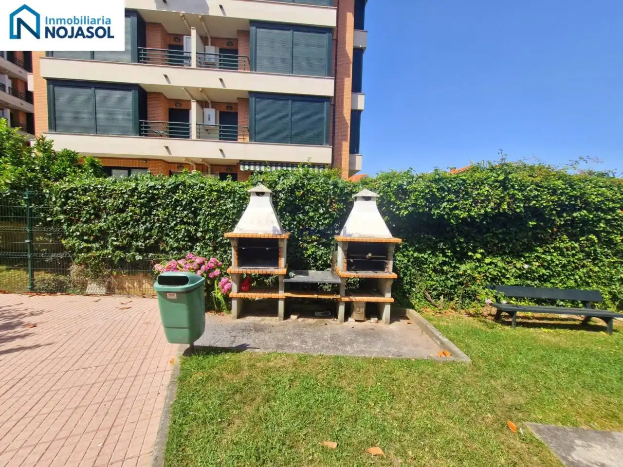 Jardín de Apartamento en venta en Noja con Calefacción, Terraza y Balcón