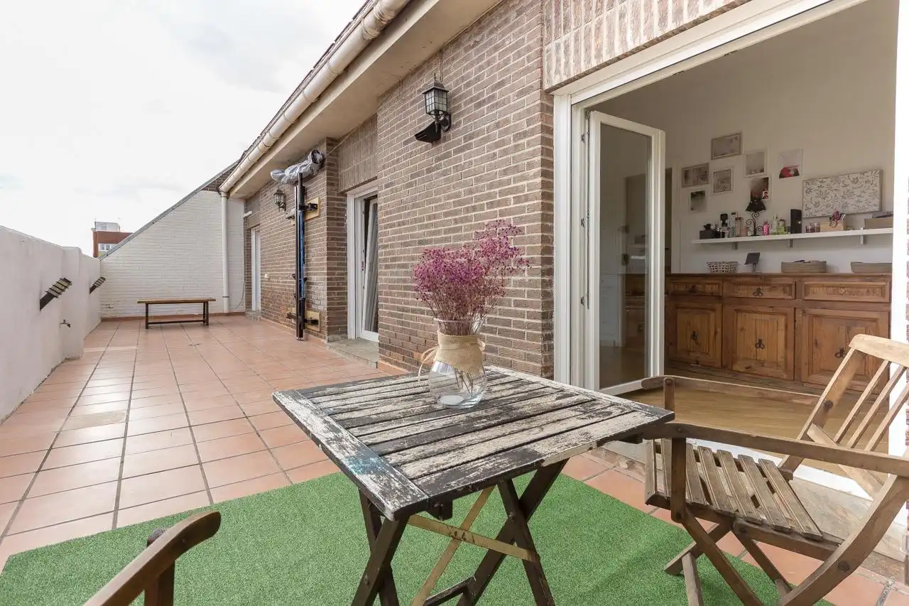 Terrasse von Dachboden zum Verkauf in Elda mit Klimaanlage, Parkett und Terrasse