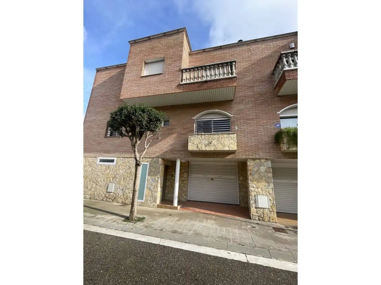 Exterior view of Houses for sale in Balaguer  with Air Conditioner, Heating and Terrace