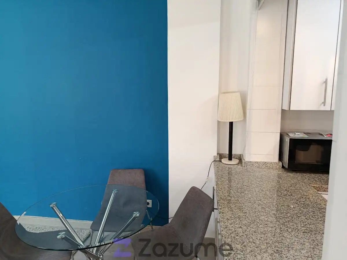 Sala de estar de Piso de alquiler en Sevilla con Aire acondicionado, Calefacción y Parquet