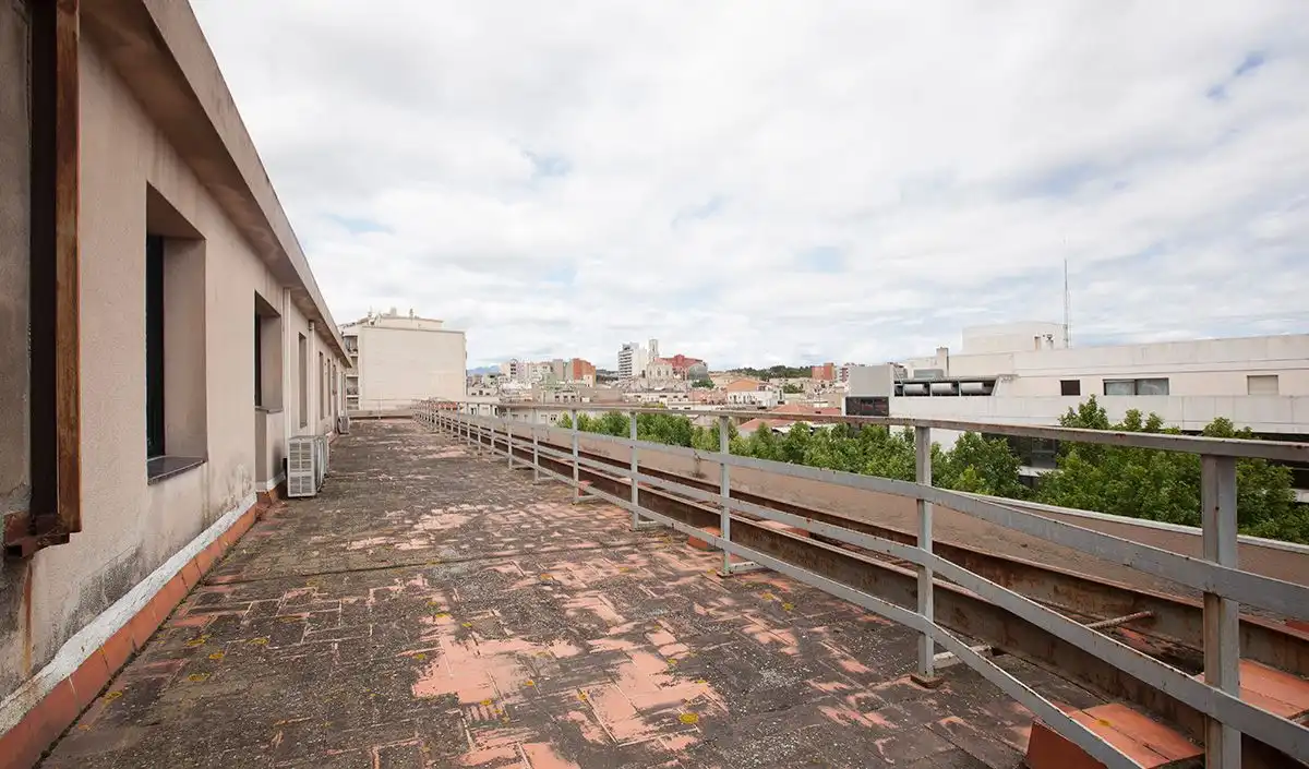 Terraza de Oficina de alquiler en Figueres con Terraza