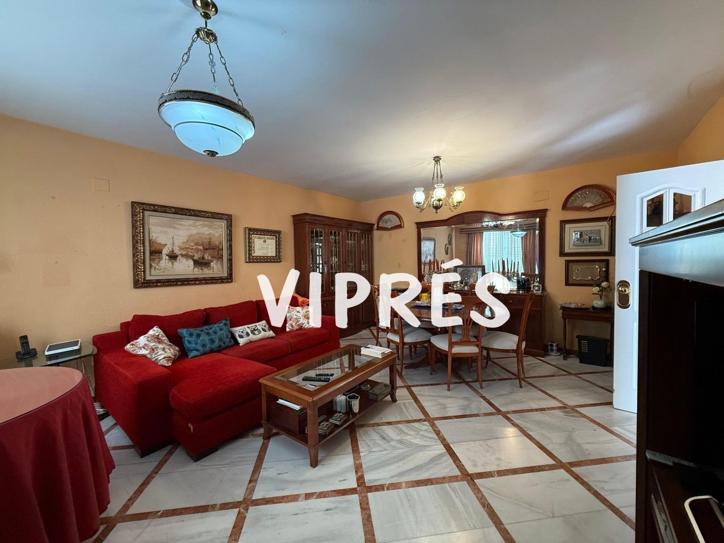 Sala d'estar de Casa adosada en venda en Cáceres Capital amb Aire condicionat, Calefacció i Terrassa