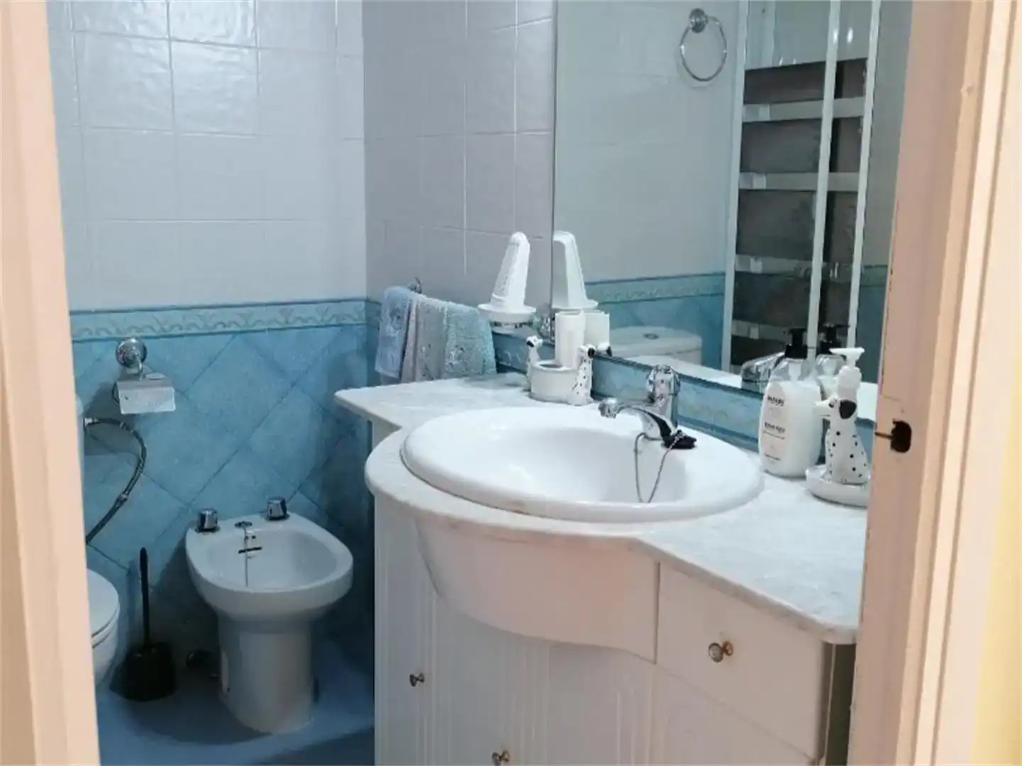 Baño de Piso en venta en Calañas con Aire acondicionado, Amueblado y Horno