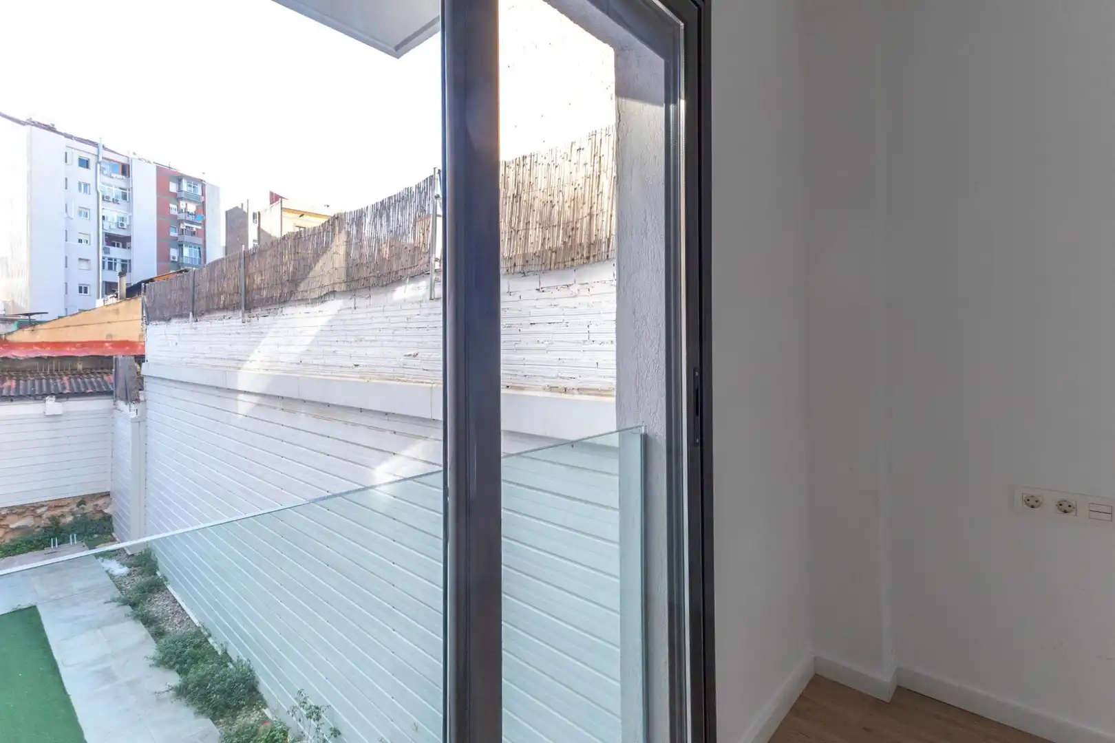 Terrasse von Maisonette zum Verkauf in Barcelona mit Klimaanlage, Parkett und Terrasse