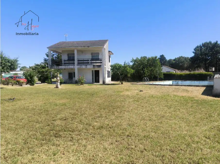 Jardín de Casa o chalet en venta en Calvarrasa de Abajo con Calefacción, Terraza y Trastero