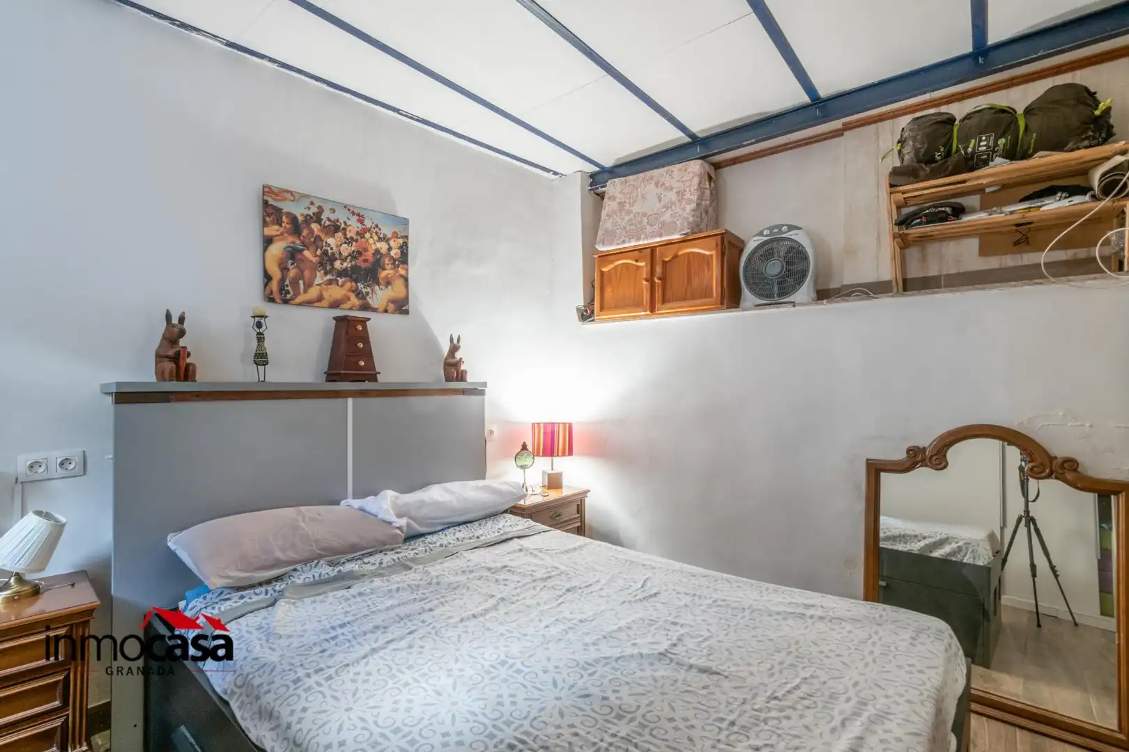 Habitación de Edificio en venta en Granada