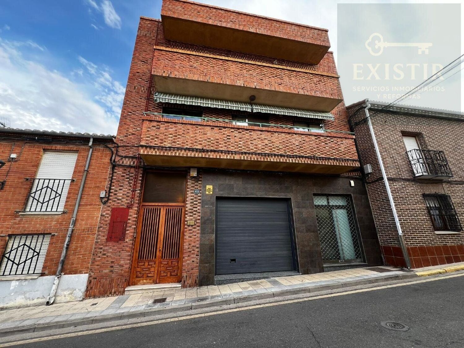 Exterior view of Flat for sale in Villamuriel de Cerrato