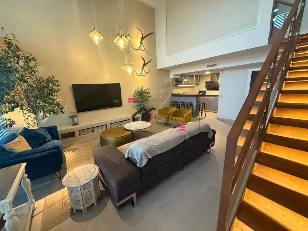 Sala d'estar de Loft de lloguer en  Madrid Capital