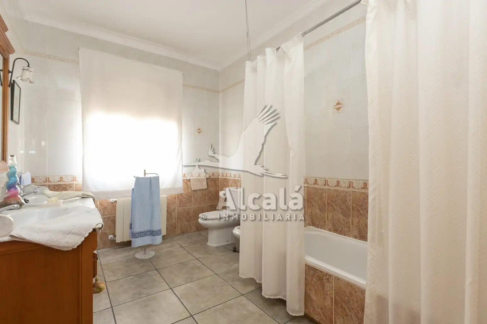 Baño de Casa adosada en venta en Torrijos con Aire acondicionado, Calefacción y Terraza