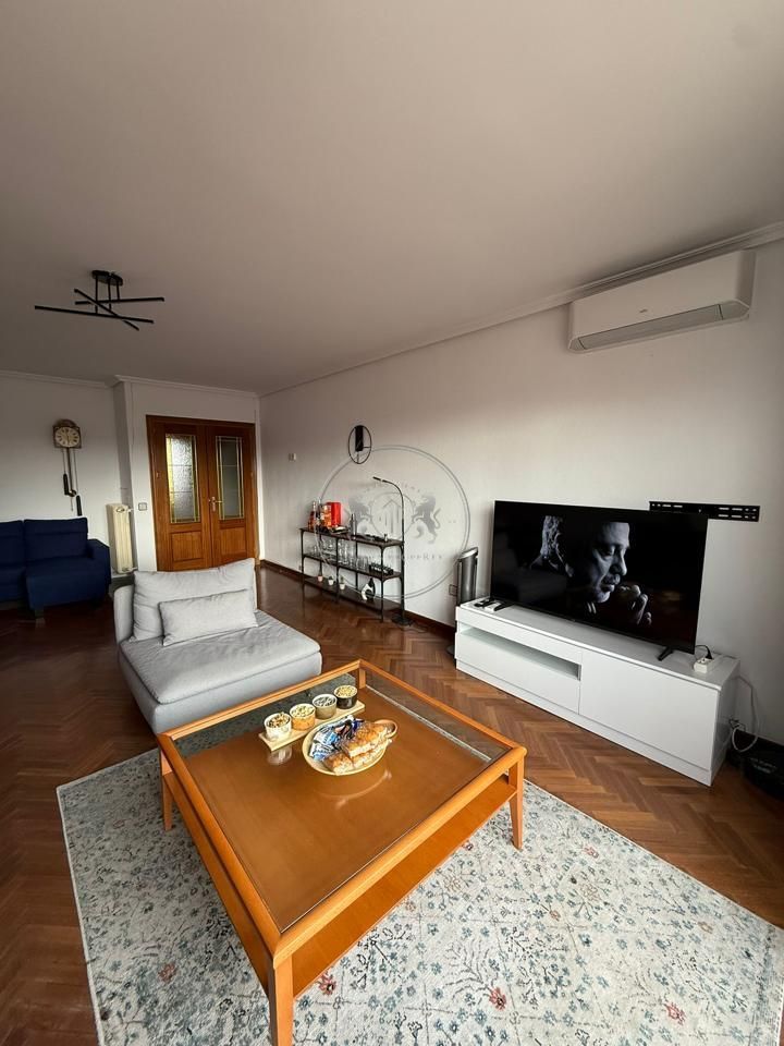 Sala de estar de Piso en venta en Tres Cantos con Aire acondicionado, Calefacción y Jardín privado