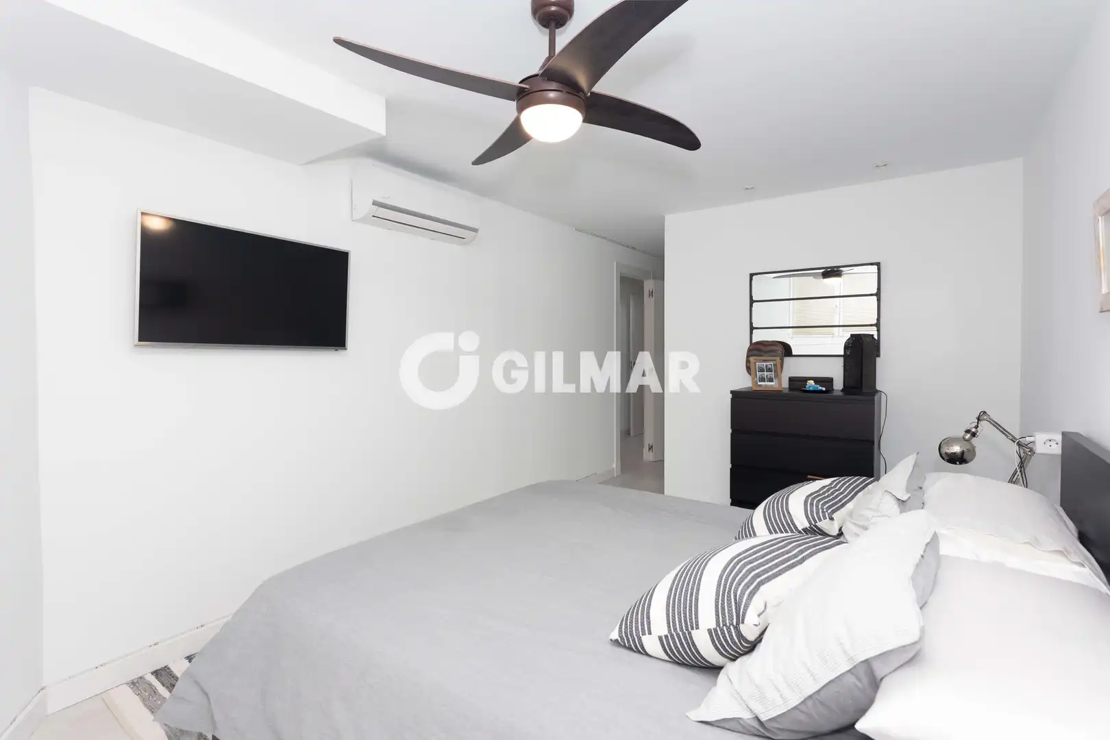 Habitación de Piso en venta en Madrid con Calefacción