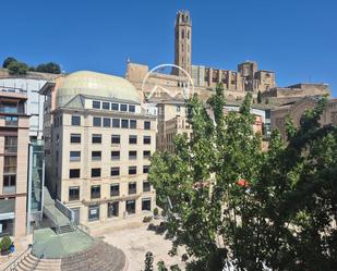 Exterior view of Flat to rent in  Lleida Capital  with Terrace and Furnished