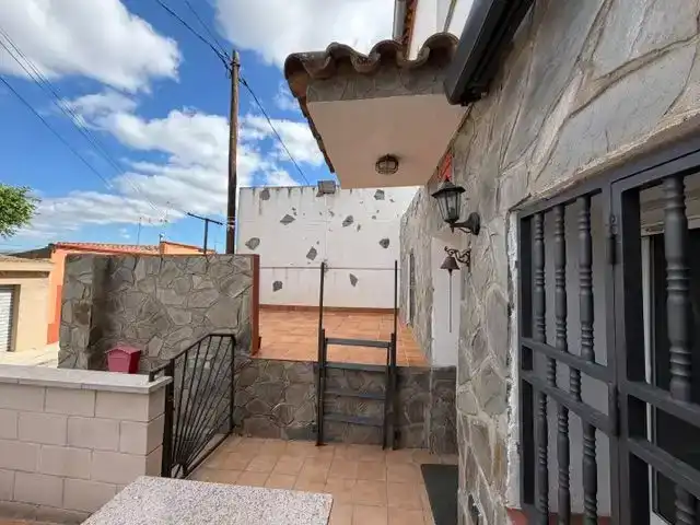 Exterior view of Houses for sale in Flix  with Air Conditioner