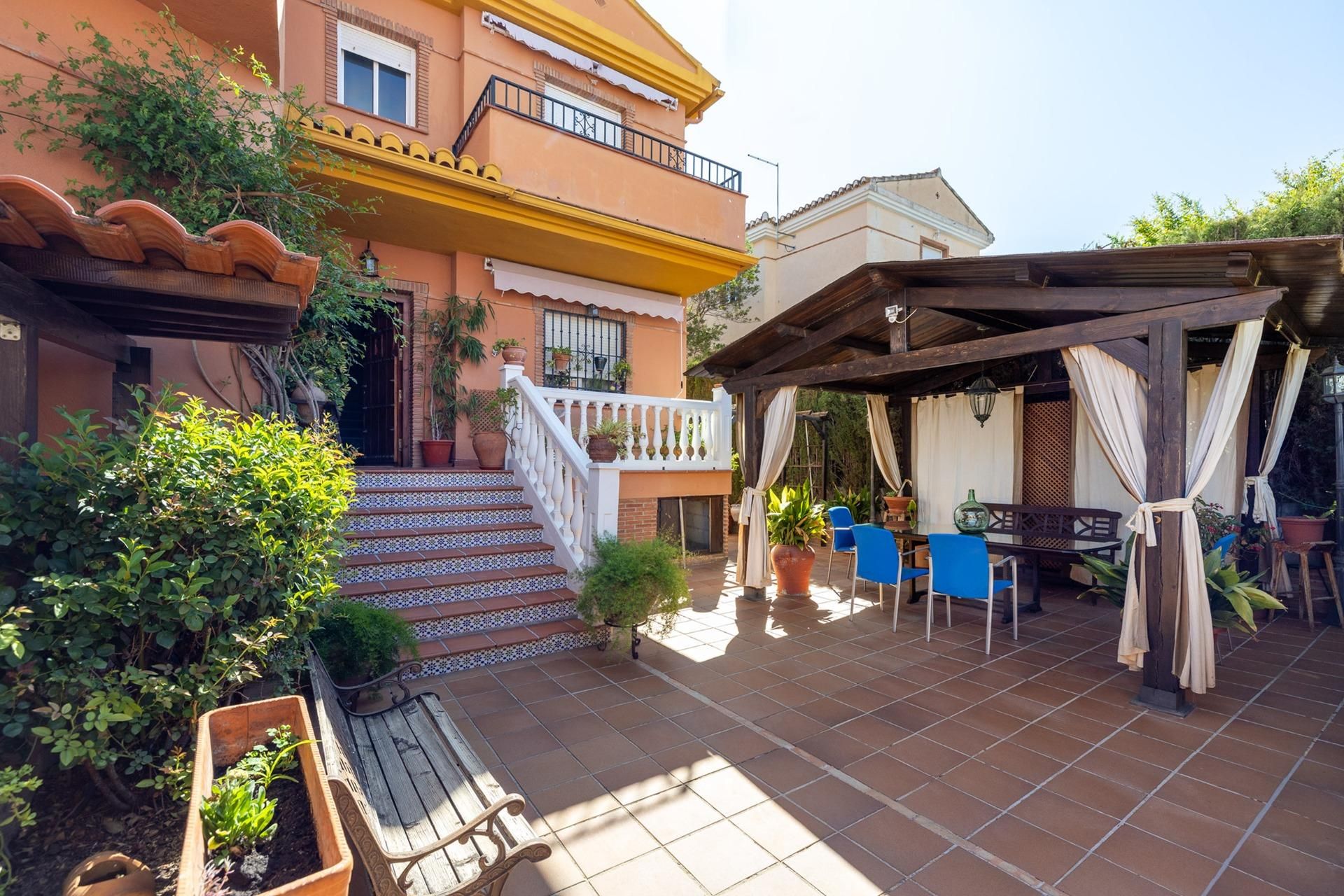 Terrace of House or chalet for sale in Cúllar Vega  with Air Conditioner, Heating and Private garden