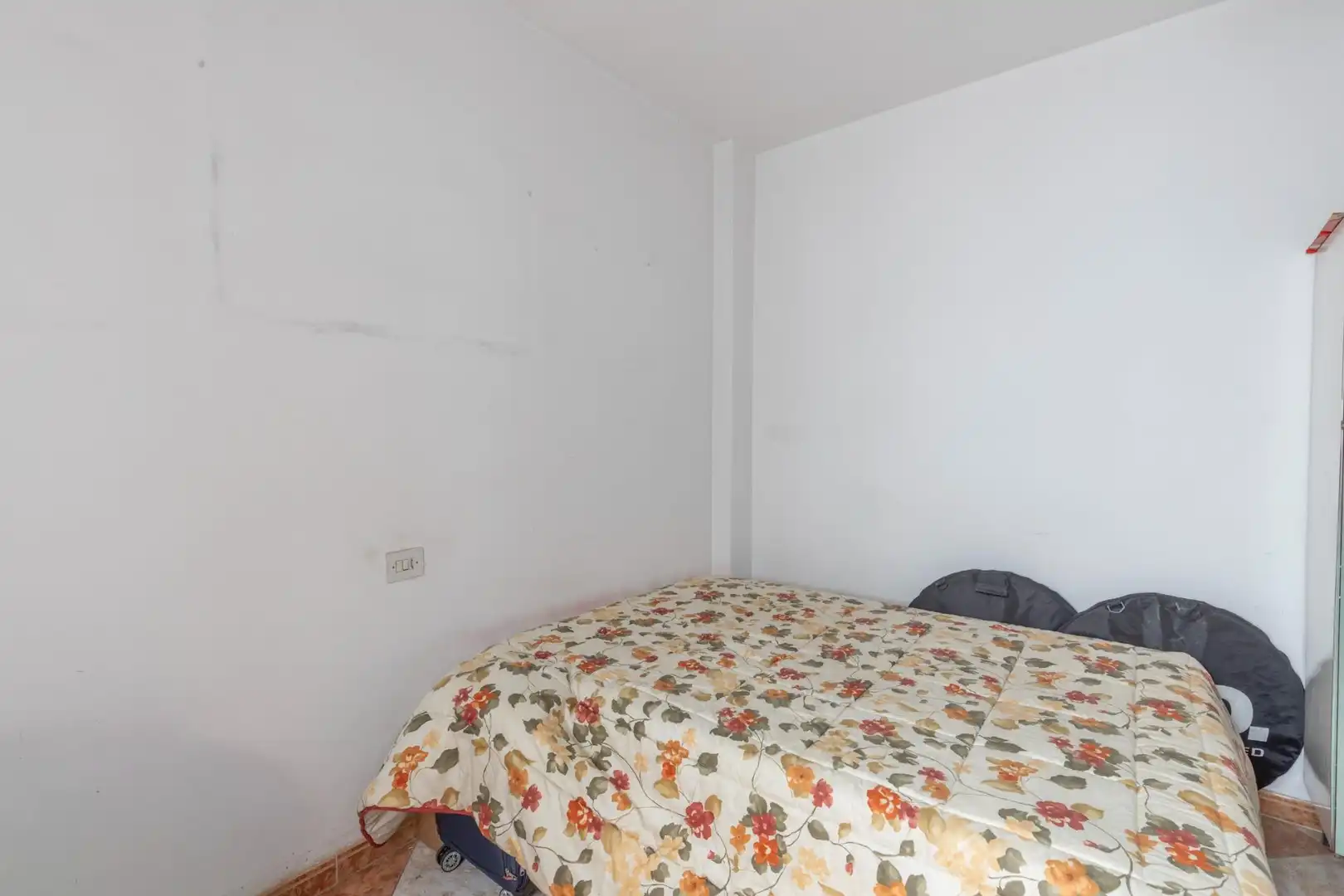 Dormitori de Pis en venda en Granada
