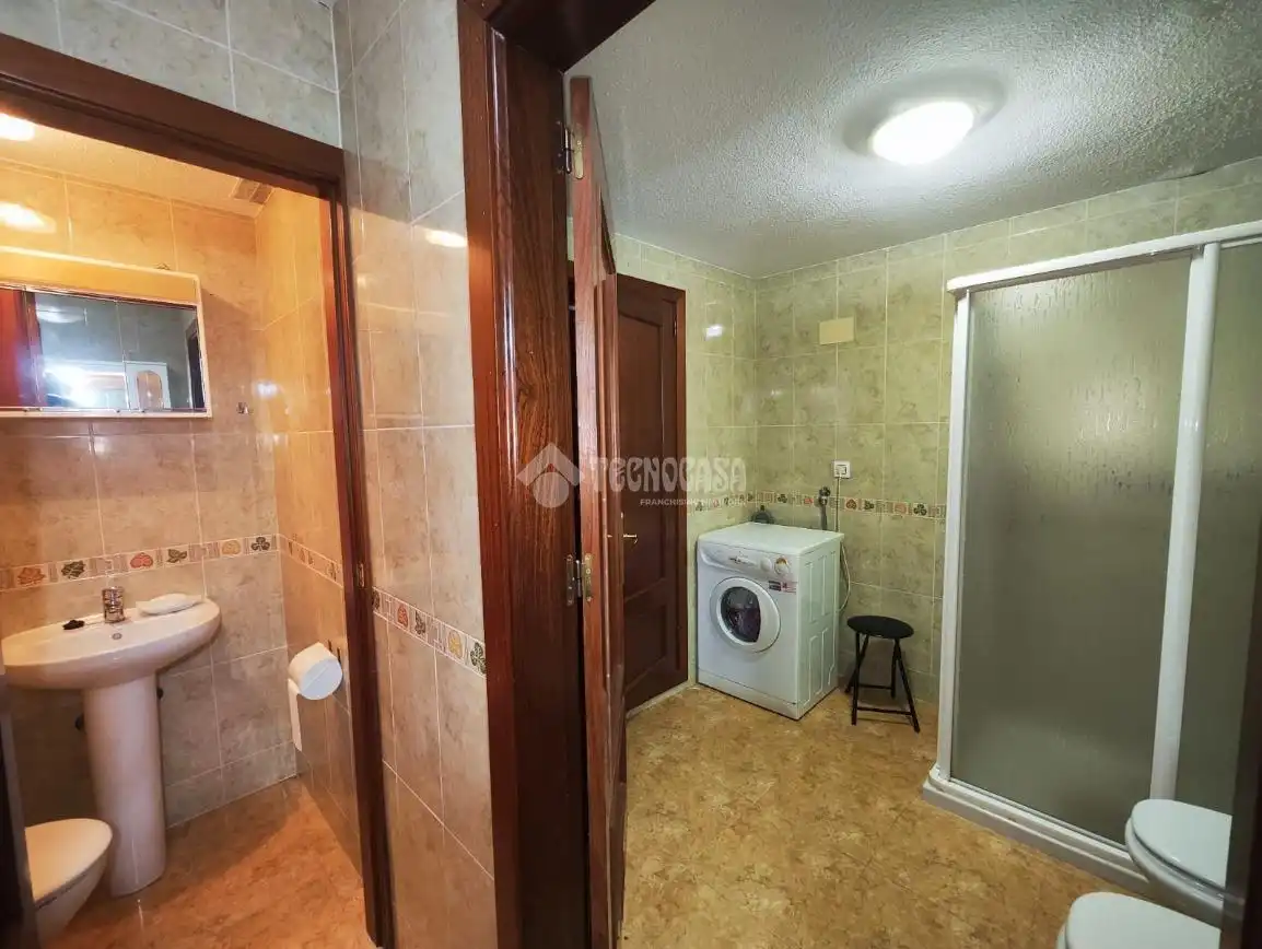 Baño de Piso en venta en Andújar con Aire acondicionado
