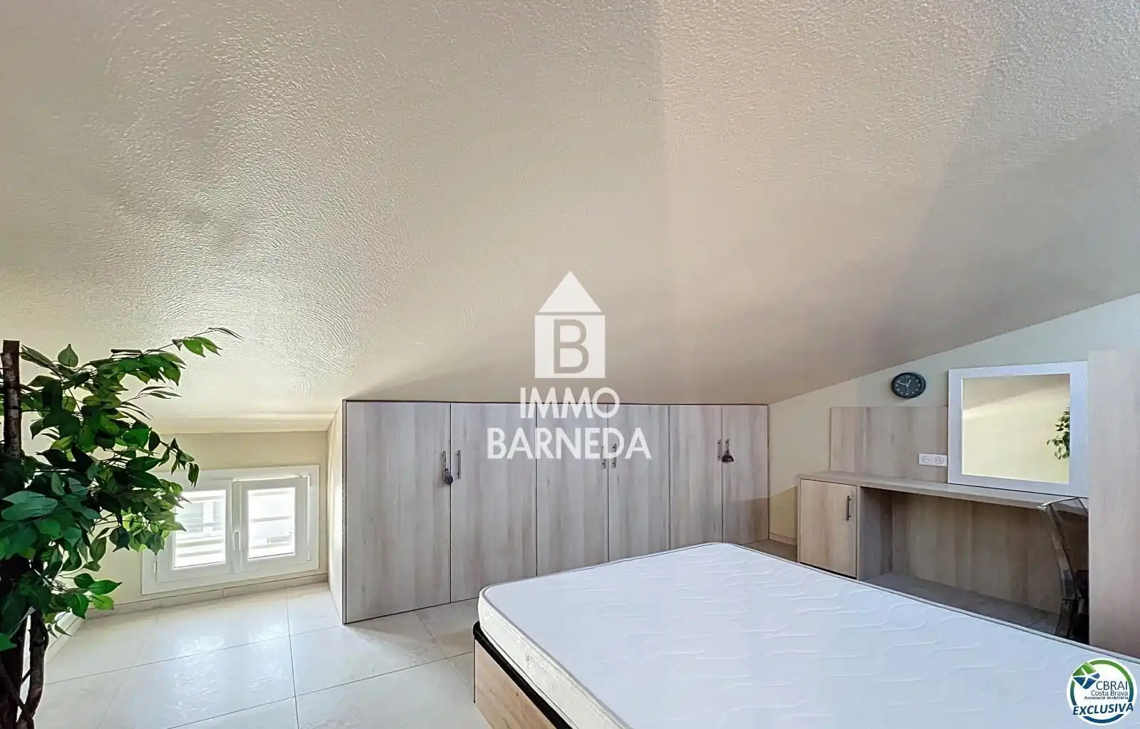 Dormitori de Casa o xalet en venda en Empuriabrava amb Aire condicionat, Calefacció i Jardí privat