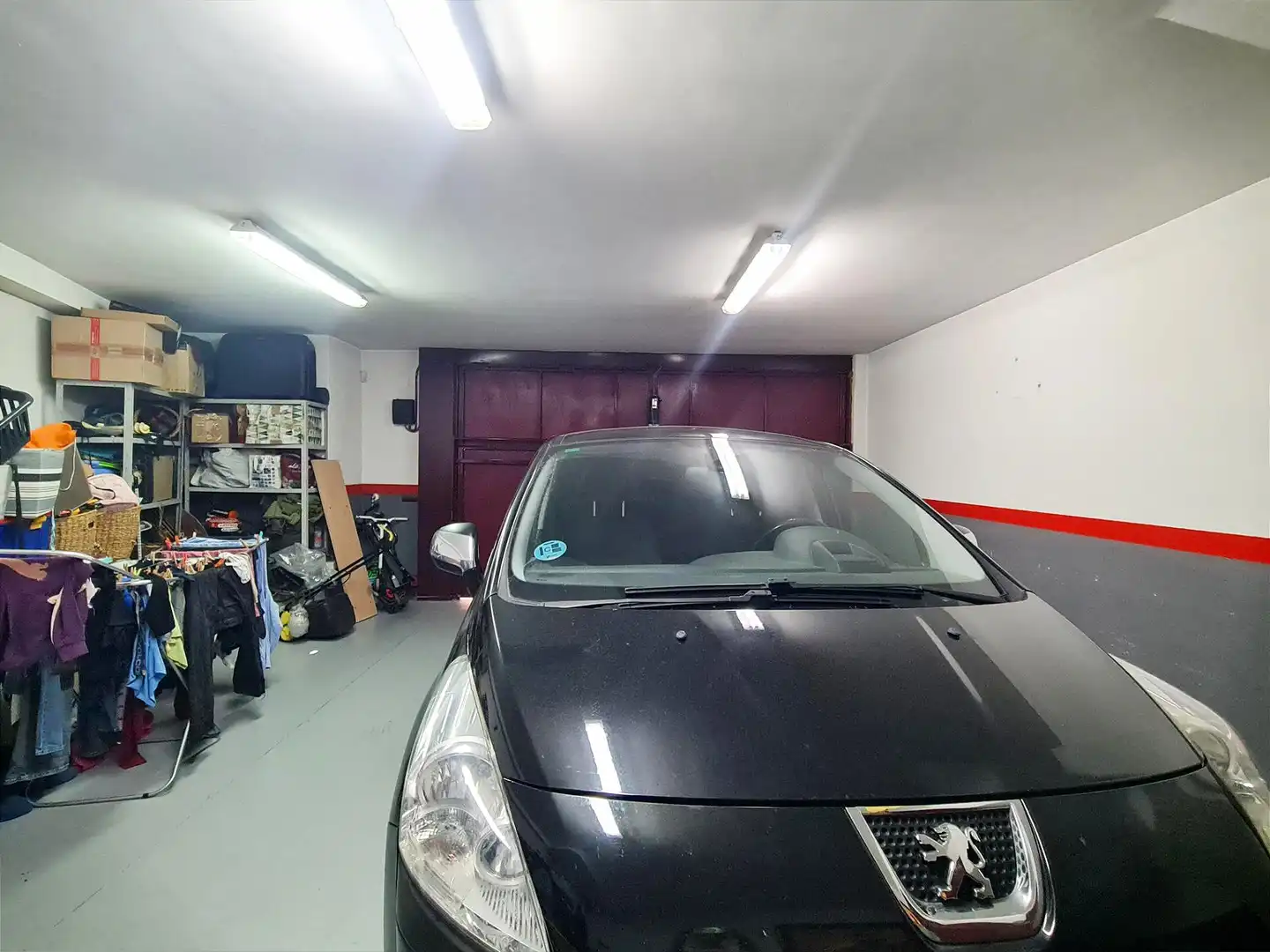 Parking de Casa adosada en venta en Lliçà de Vall con Aire acondicionado, Calefacción y Jardín privado