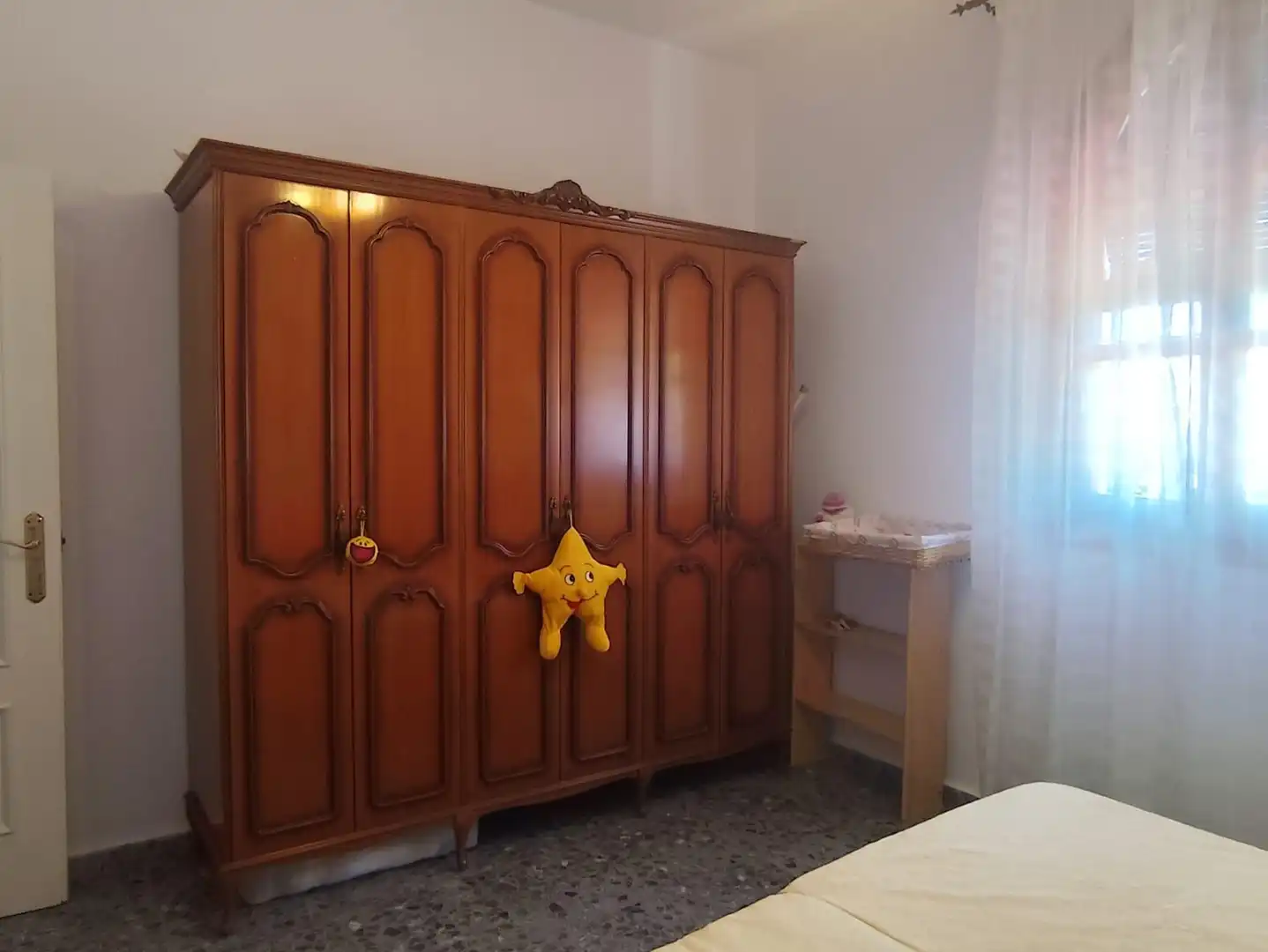 Habitación de Casa o chalet en venta en Carrión de los Céspedes con Aire acondicionado, Calefacción y Jardín privado