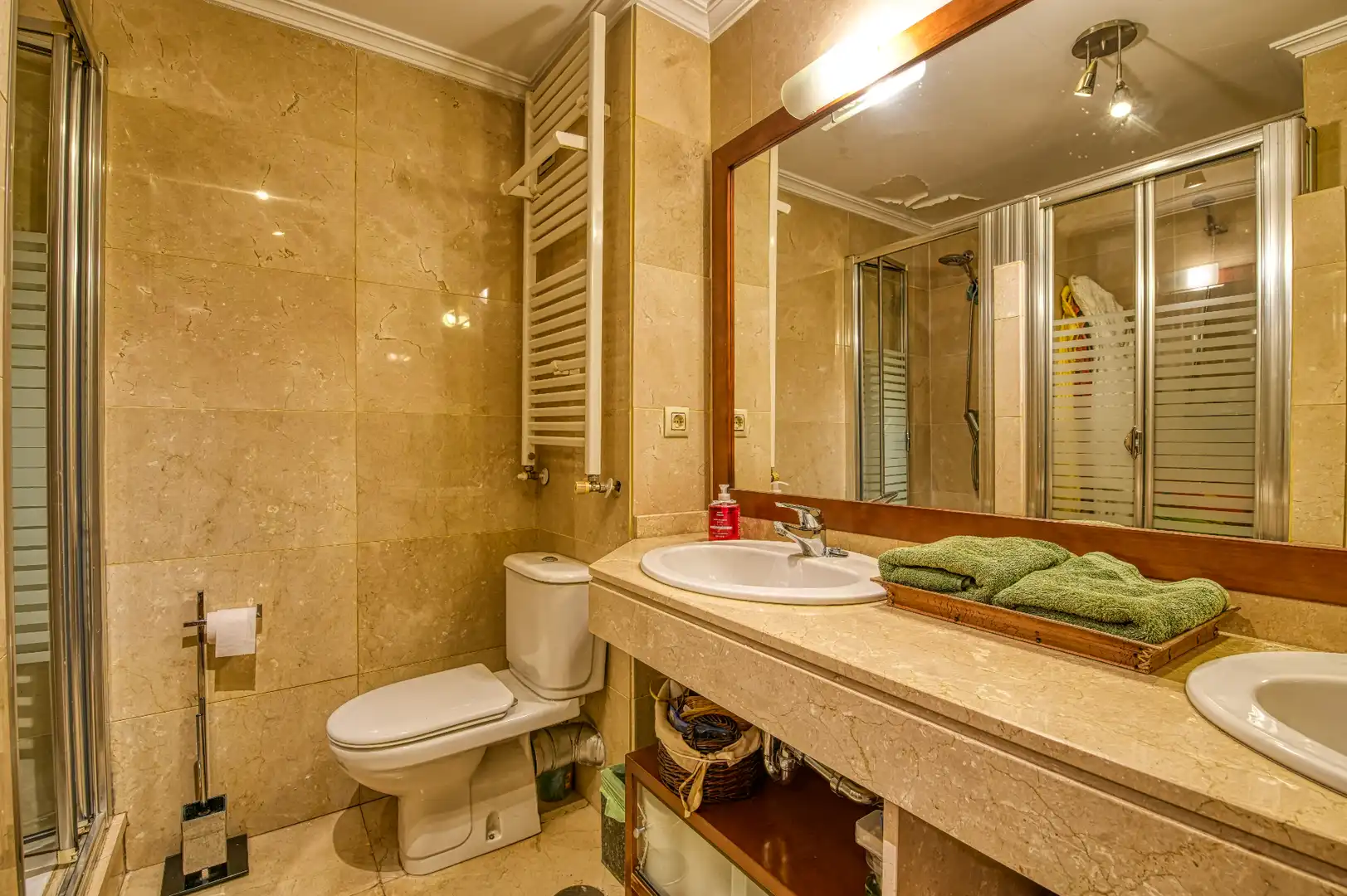 Baño de Casa o chalet en venta en Ávila con Calefacción, Terraza y Trastero