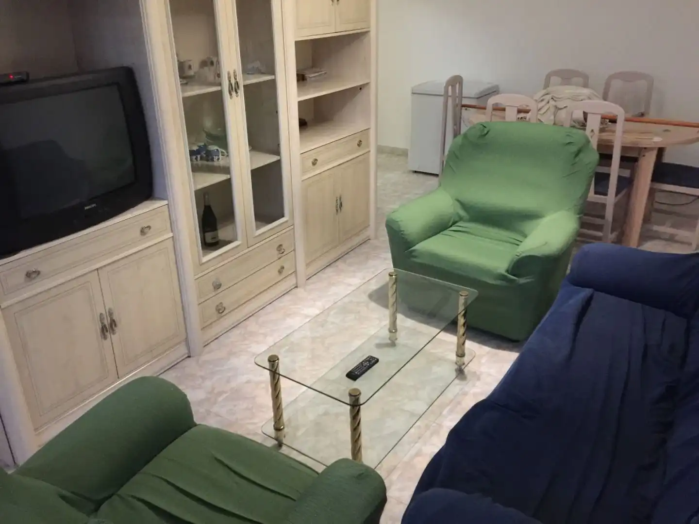 Sala d'estar de Pis de lloguer en Plasencia amb Calefacció, Moblat i Forn