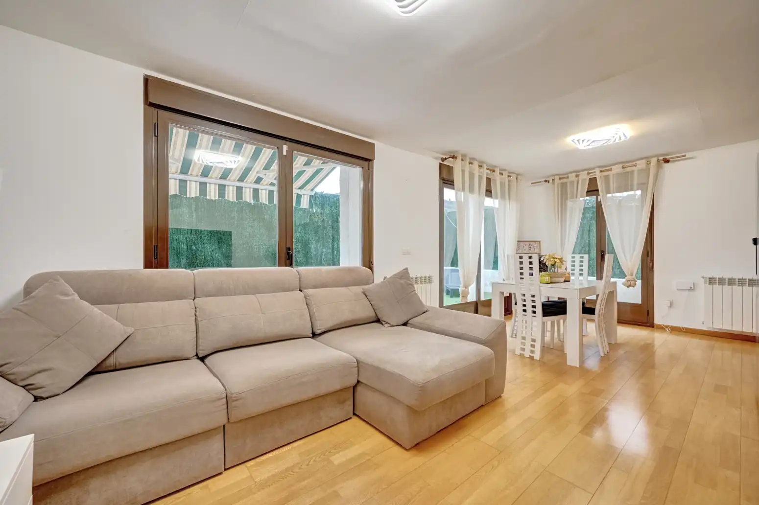 Living room of Attic for sale in Enériz / Eneritz  with Heating, Private garden and Parquet flooring