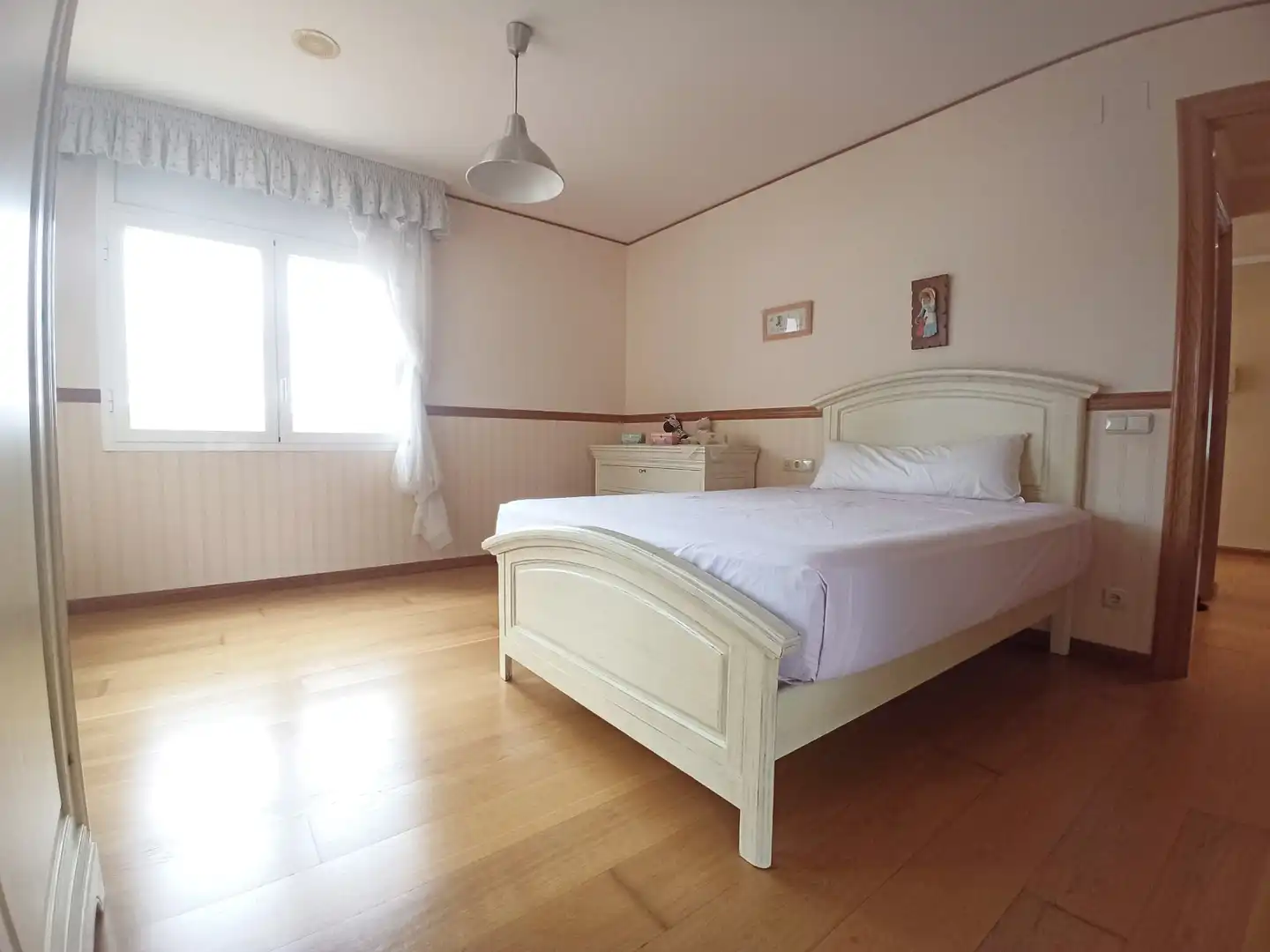 Dormitori de Casa o xalet en venda en Cervià de Les Garrigues amb Calefacció, Jardí privat i Parquet