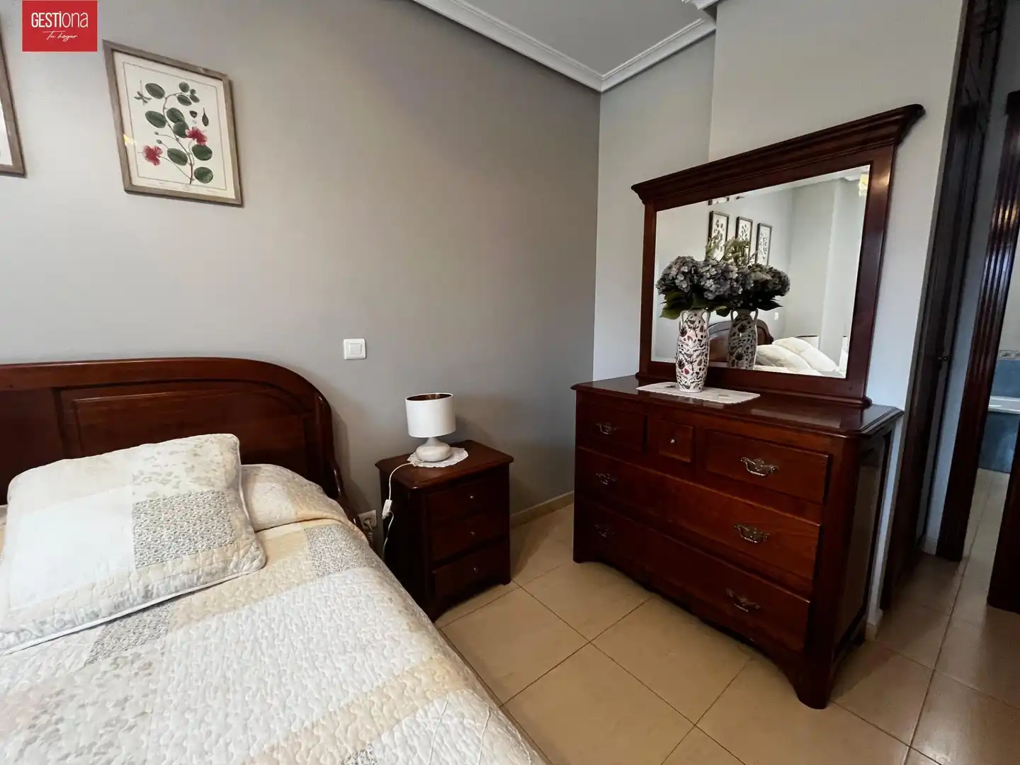 Habitación de Apartamento en venta en Noja con Calefacción, Terraza y Amueblado