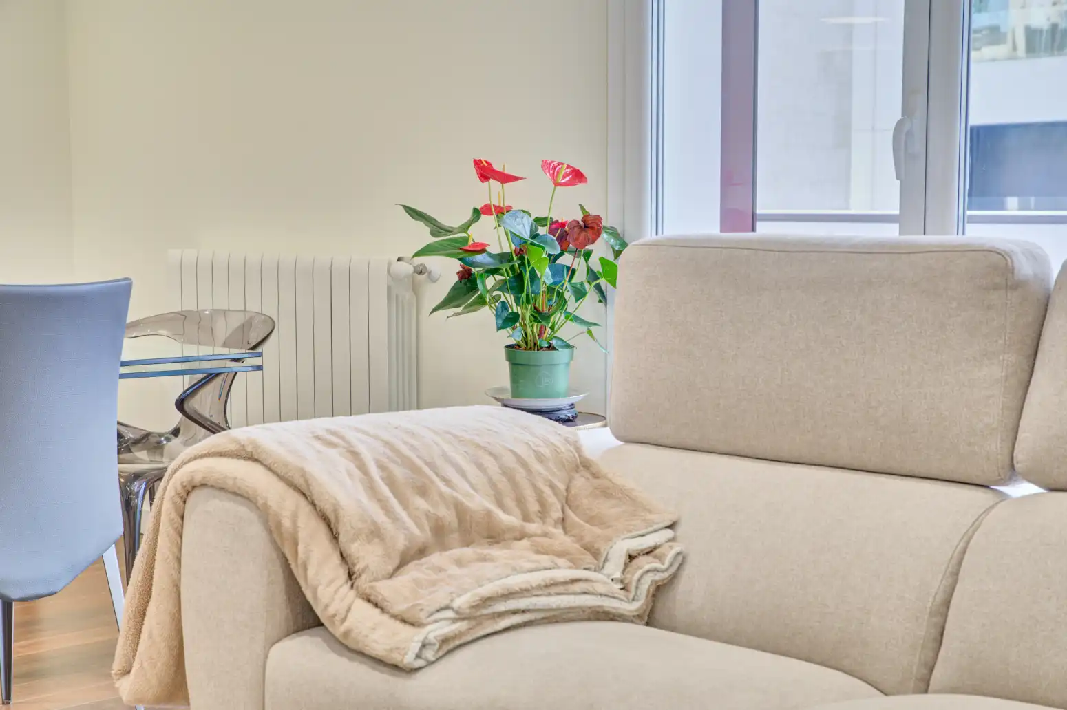 Sala de estar de Piso en venta en  Pamplona / Iruña con Calefacción, Terraza y Trastero