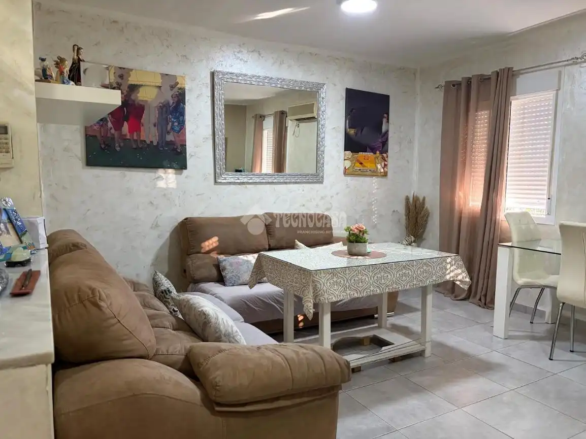 Sala de estar de Piso en venta en Sevilla con Aire acondicionado